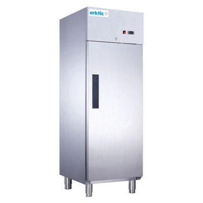 Mrazící skříň, jednokřídlé dveře, Arktic, GN 2/1, 465L, 230V/522W, 700x880x(H)2043mm | 236680