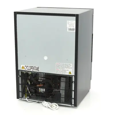 Maxima Mrazící skříň - 200 l - 2 pevné police - černá |  09405003