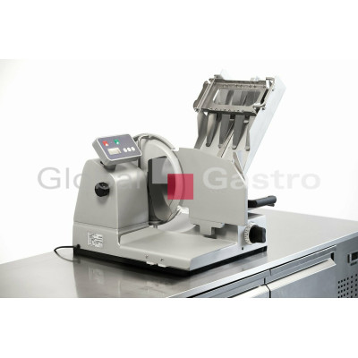 Nářezový stroj Graef Master 3020 W | GRAEF 6210318