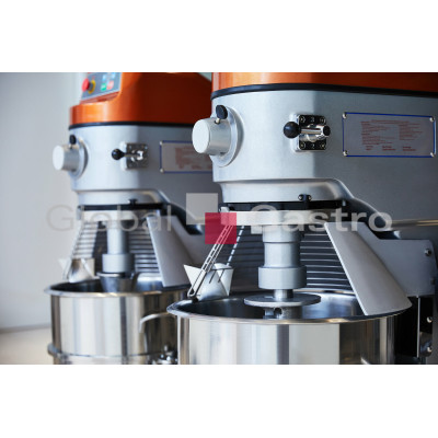 Univerzální kuchyňský robot SP 30 SPAR digit | SPAR 7110504D