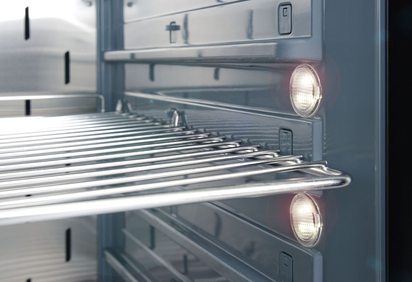 b22760bd60de8e4eb9567ec233ec833d