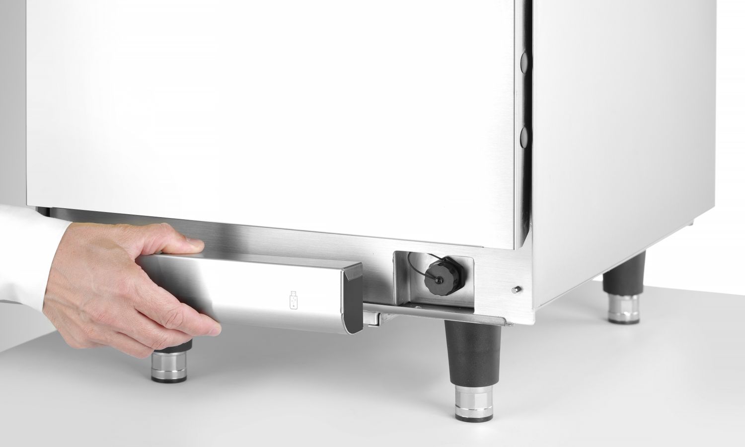 d06742d1bfa6e3de008504eefdd73ea3